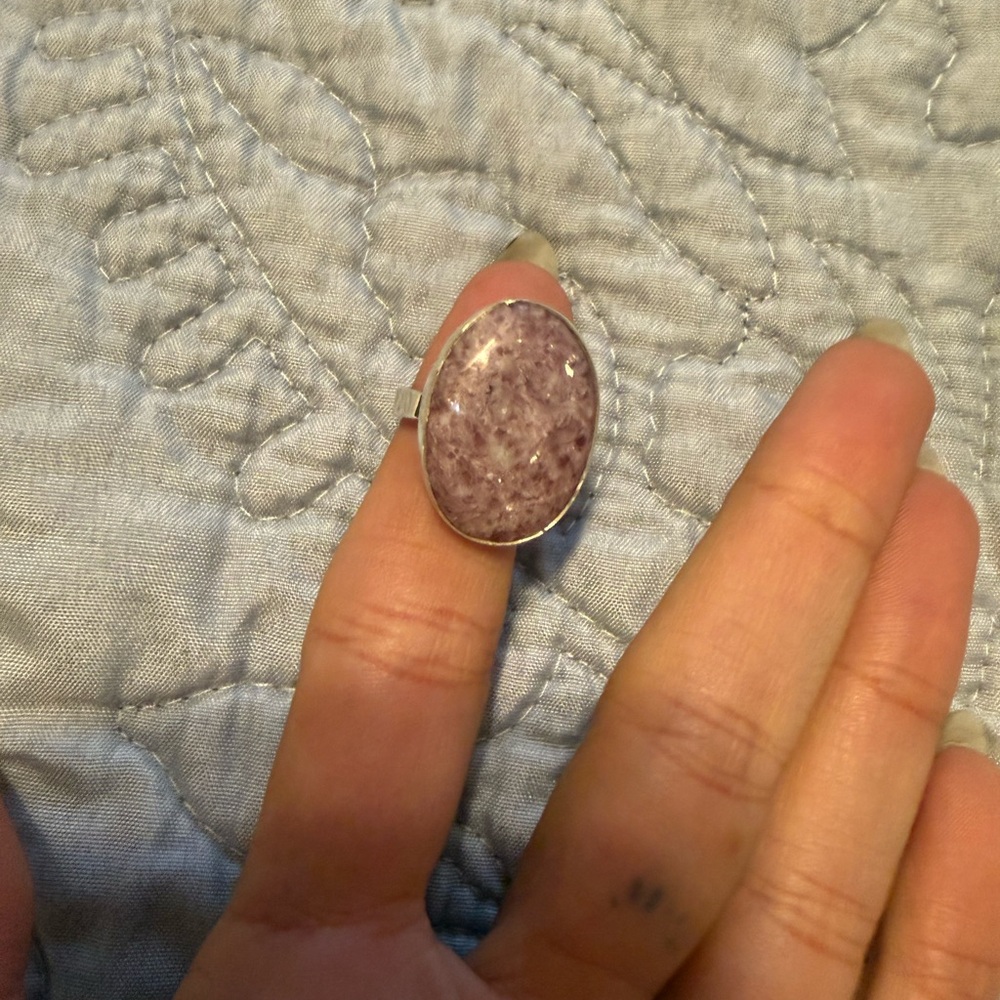 Elegant Purple Stone Ring